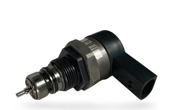 BMW 1 E81 E87 Fuel pressure regulator 0281002738