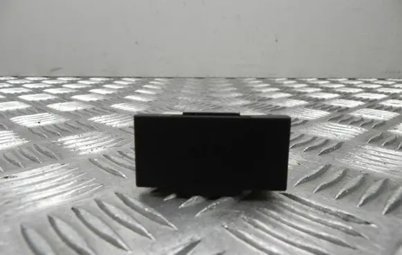 Mitsubishi Lancer VIII EUR ISO radio connector T5239