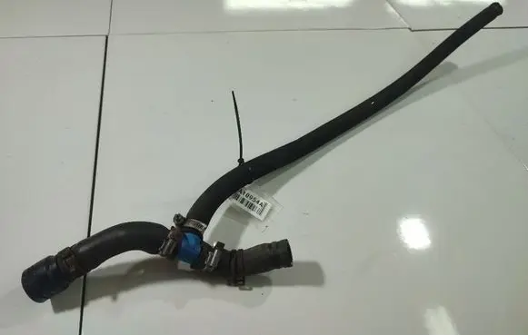 Audi A3 S3 8P Engine coolant pipe/hose 
