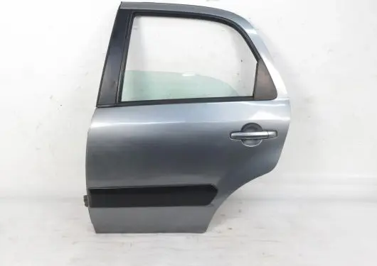 Suzuki SX4 Rear door