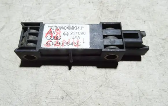 Audi A8 S8 D2 4D Airbag deployment crash/impact sensor 4D0959643C