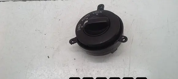 Nissan X-Trail T30 Differential lock switch 