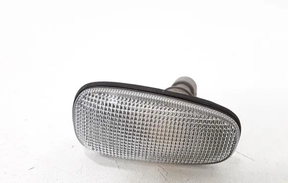 Opel Zafira A Front fender indicator light