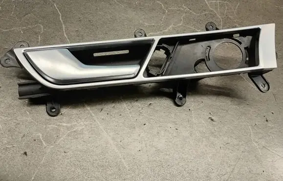 Audi A6 S6 C6 4F Front door interior handle 4f0837019c