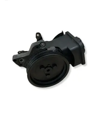 BMW 3 E46 Power steering pump 6756575