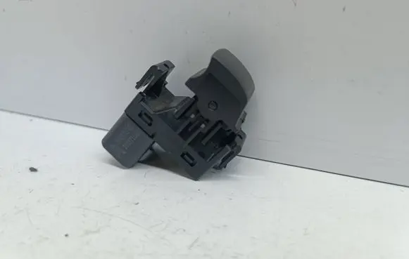 Mitsubishi Space Star Electric window control switch 8608A242 2133T15AN