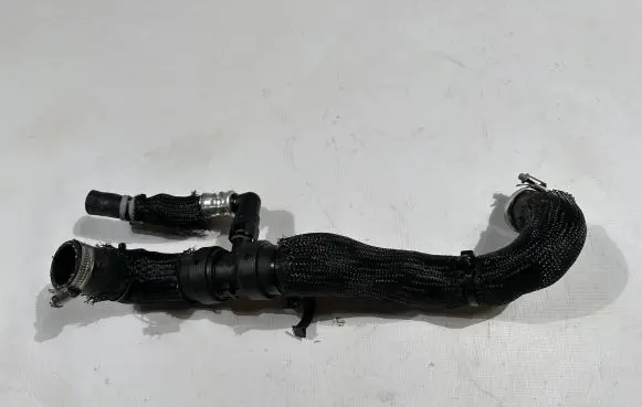Ford Explorer VI Engine coolant pipe/hose PA66-GF33