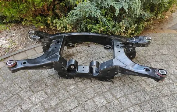 Ford Escape IV Rear axle beam LX615K067BNG