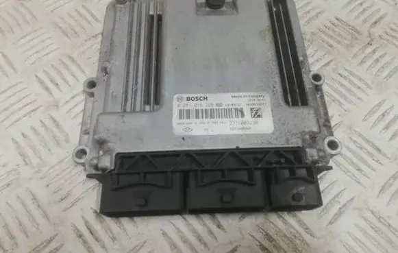 Citroen DS3 Engine control unit/module 237100556R 237100323R 0281016228