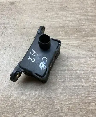Volkswagen Touran I ESP acceleration yaw rate sensor 1K0907655C