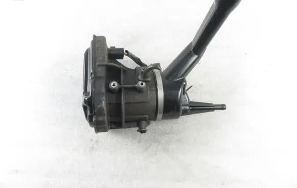 Peugeot 308 Power steering pump 9684979180