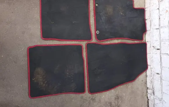 Nissan Pulsar Car floor mat set 