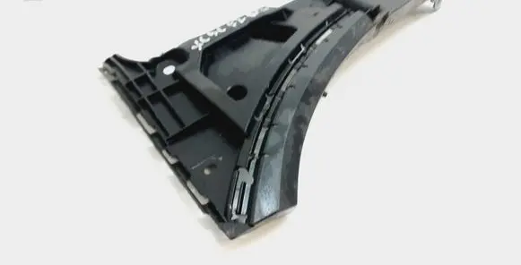 Volvo XC90 Front bumper mounting bracket 30698129