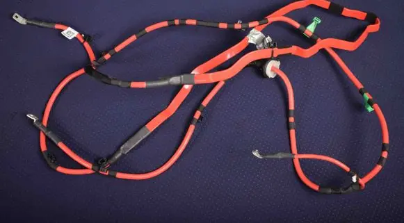 Audi A4 Allroad B9 Positive cable (battery) 8W1971225B