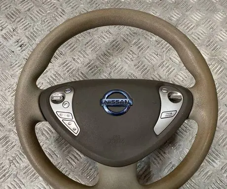 Nissan Leaf I (ZE0) Steering wheel airbag 985104NR0C BG111270081