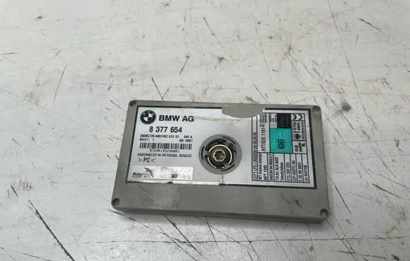 BMW X5 E53 Aerial antenna amplifier 8377654