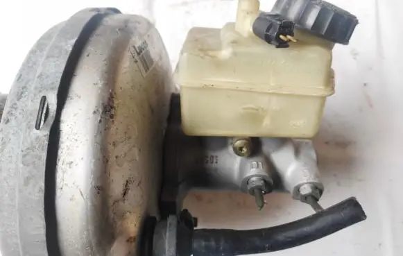 Mercedes-Benz A W168 Master brake cylinder A0044307030