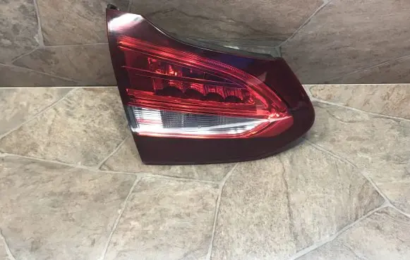 Mercedes-Benz C W205 Tailgate rear/tail lights A2059061303
