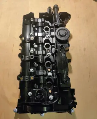 BMW 5 F10 F11 Rocker cam cover 858994121 8589941 20785521