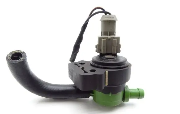 Mercedes-Benz CLC CL203 Vacuum valve A0004706593
