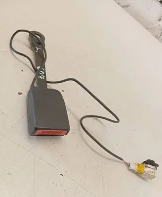 Peugeot 607 Front seatbelt buckle 2115112F2