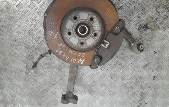 Audi A4 S4 B8 8K Front wheel hub