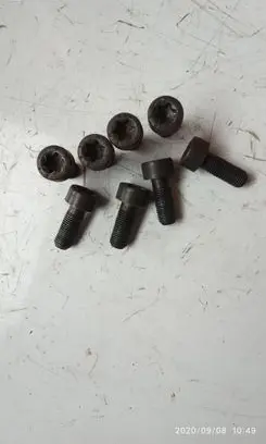 Nuts/bolts