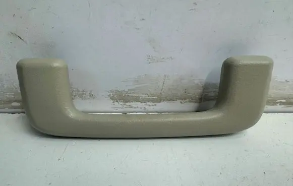 Mitsubishi Outlander Front interior roof grab handle