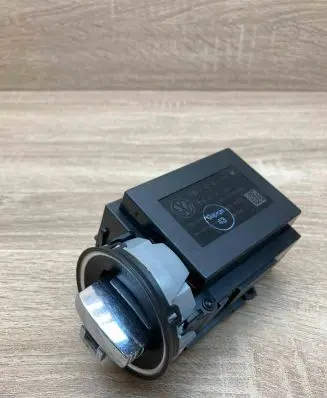 Volkswagen PASSAT B6 Ignition lock 3C0905843M WithKEY