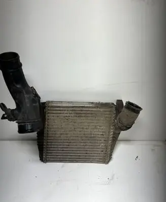 Volkswagen Touareg I Intercooler radiator