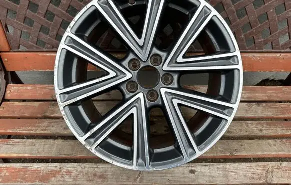 Audi A1 R17 alloy rim 