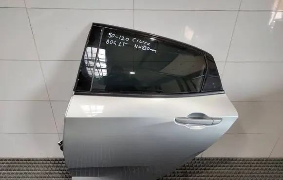 Honda Civic X Rear door