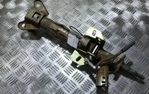 Peugeot 806 Steering wheel axle