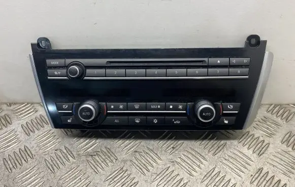BMW 5 GT F07 Climate control unit 9233658
