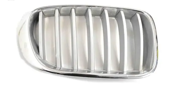 BMW X3 F25 Front bumper upper radiator grill 7210726 7237422
