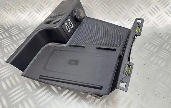 Ford Kuga III Wireless charging module M1PT19J235AA