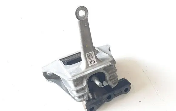 KIA Ceed Engine mount bracket 21812J7200