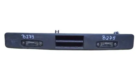 Volvo XC70 Trunk door license plate light bar 30699743
