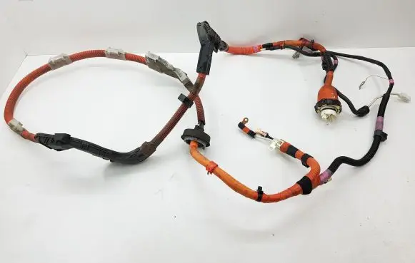 Lexus CT 200H Positive cable (battery) 8216476010D