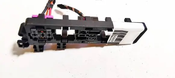 Volkswagen Golf V Sensor 443937527