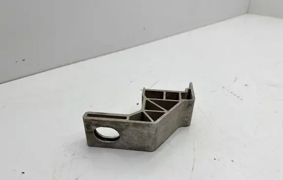 Mercedes-Benz C W205 Radiator mount bracket A2055014020