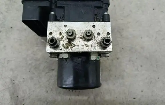 Volvo V60 ABS Pump P3132913731329137