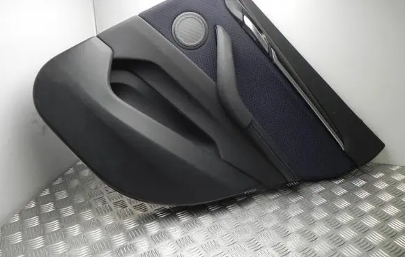 BMW X1 F48 F49 Front door card panel trim 67787X7A14 I11107