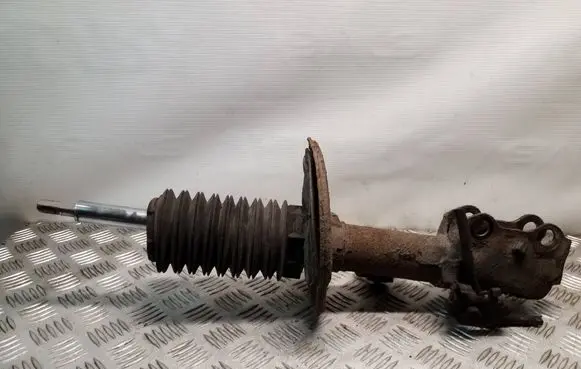 Toyota Auris E180 Front shock absorber/damper