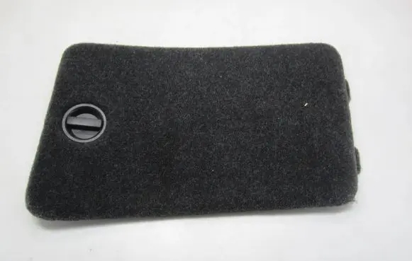 Trunk/boot lower side trim panel