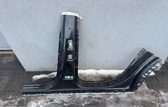Mercedes-Benz GLC C254 Sill 