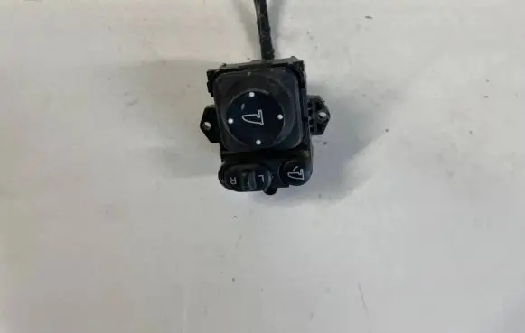 Honda Civic IX Wing mirror switch nh167l2982t