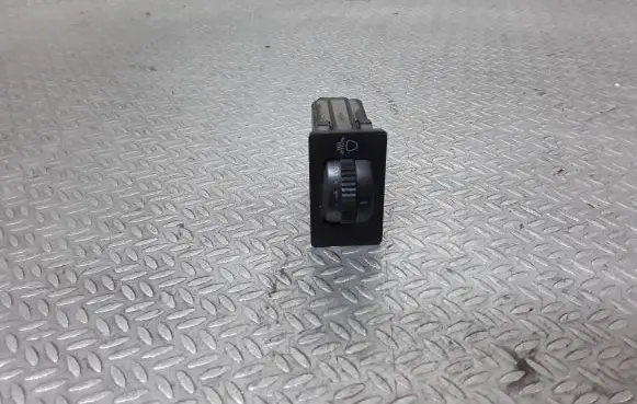 Toyota Corolla Verso AR10 Headlight level height control switch 8415202021