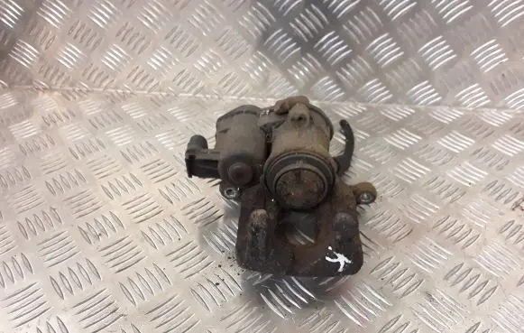 BMW X3 F25 Rear brake caliper