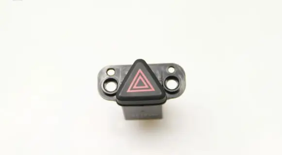 Chevrolet Cruze Hazard light switch 96828350